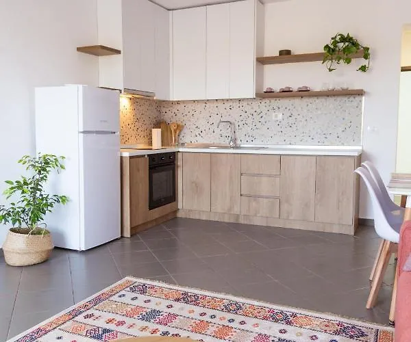 Lulu - Sunset Appartement *