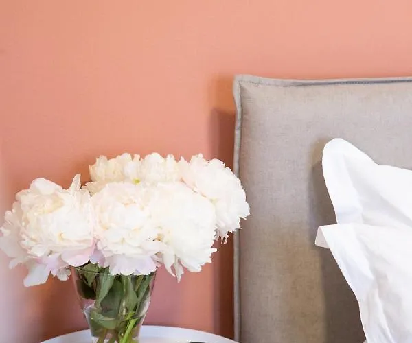 Lulu - Sunset Golem (Tirana)